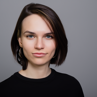 Helena Korhonen, sisällöntuottaja